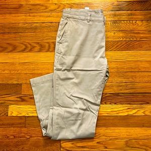 Vineyard Vines 34x32 Khaki-Color Breaker Pant. Standard fit.